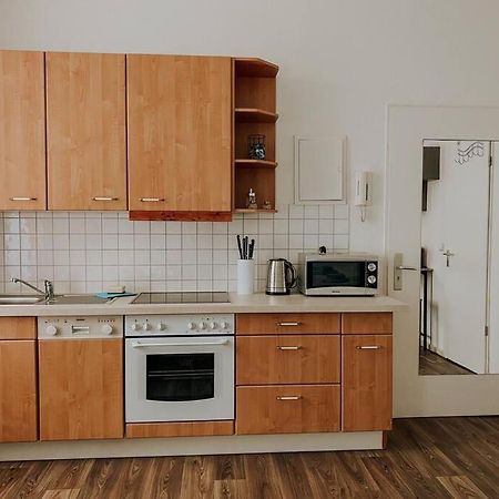 Unser Sonniges Apartment Mit Wlan, Netflix, Xbox Магдебург Экстерьер фото